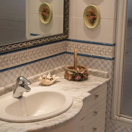 Bed & Breakfast El Paso 4*